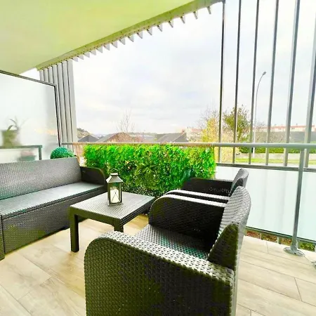 L'Atelier Chic - Wifi Fibre - Parking Privee - Balcon - Netflix Apartment Lanester Exterior photo